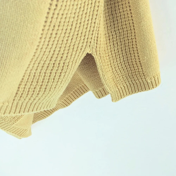 Liz Claiborne Women's V-Neck Knit Sweater - Picture 3 of 8